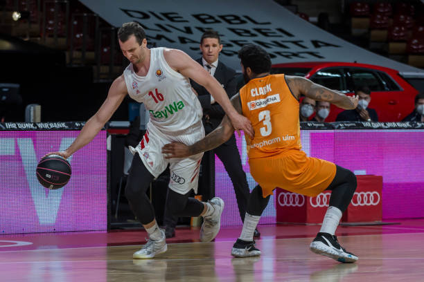 次被查实违 次被查实违